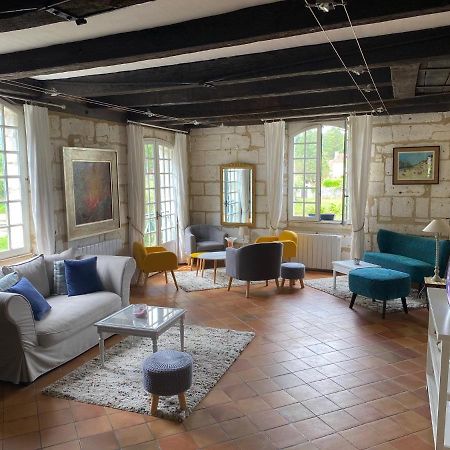 Hostellerie Les Griffons Bourdeilles Buitenkant foto