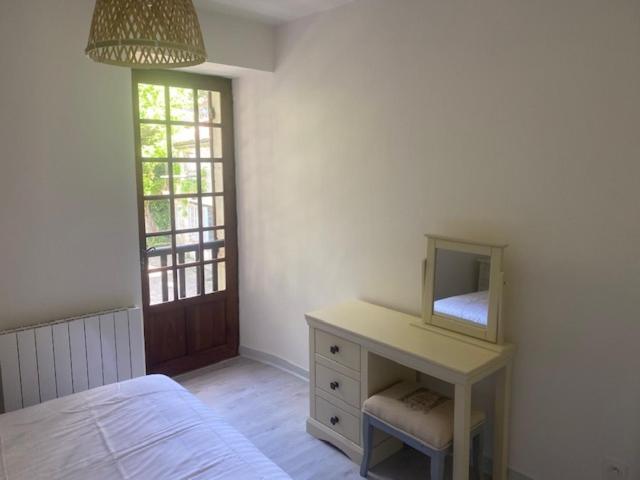 Hostellerie Les Griffons Bourdeilles Buitenkant foto