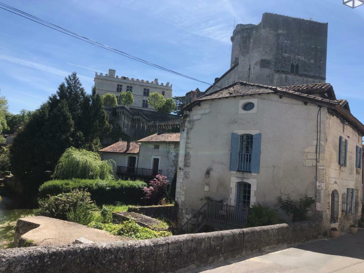 Hostellerie Les Griffons Bourdeilles Buitenkant foto